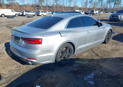 2018 Audi A5 2.0T Premium z USA, uszkodzony, nr VIN WAUTNAF53JA011106